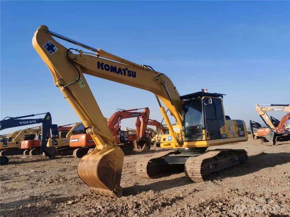 Komatsu PC 220-8 Pásová rýpadla
