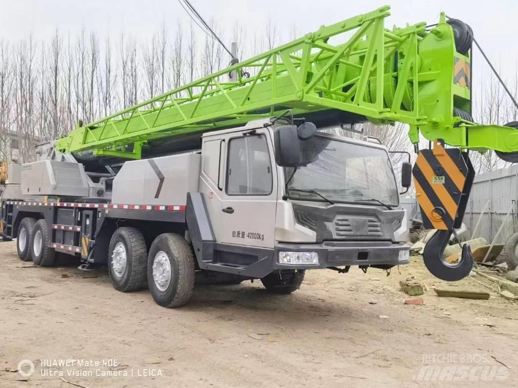 Zoomlion ZTC 550 Univerzální terénní jeřáby