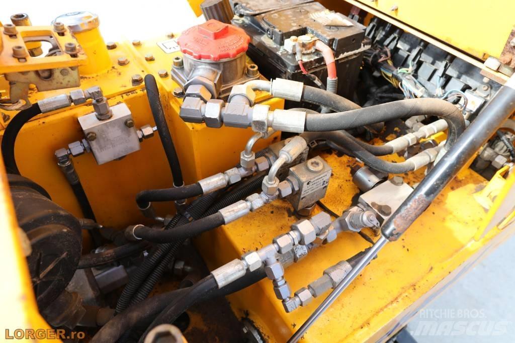 JCB VM 1500 Tandemové válce