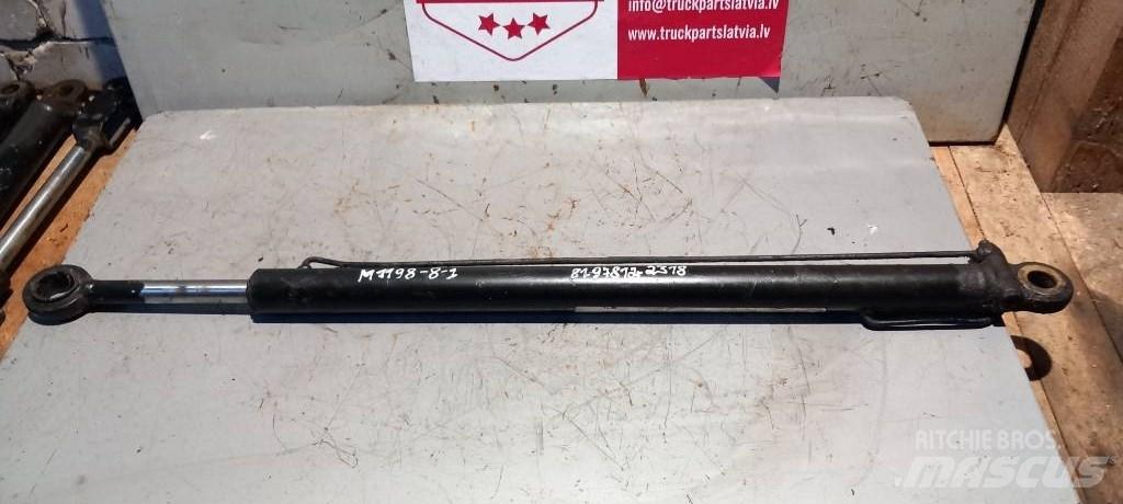 MAN TGL.   81978122318 Hydraulika