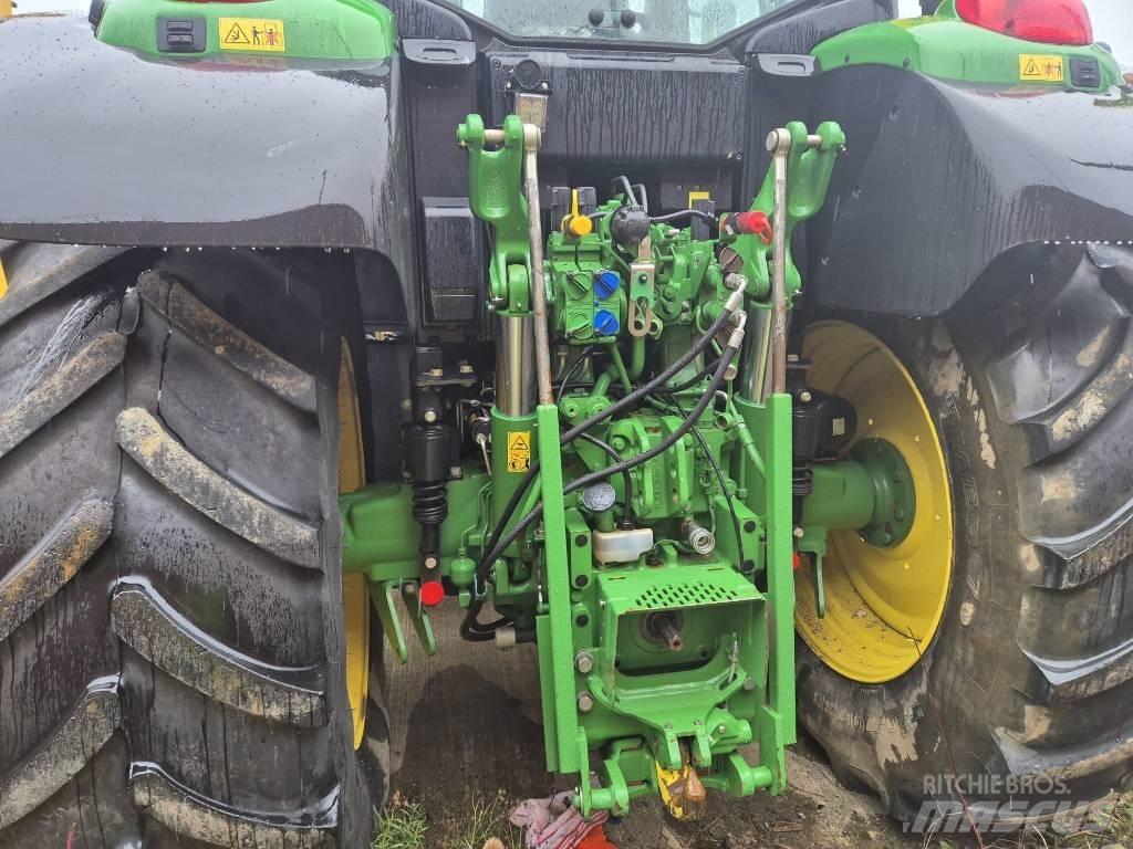 John Deere 6155 M Traktory