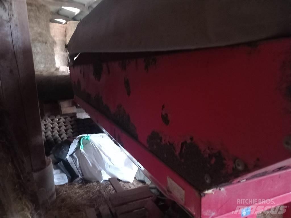 Kuhn MDS 732 M Aplikátory tekutých hnojiv