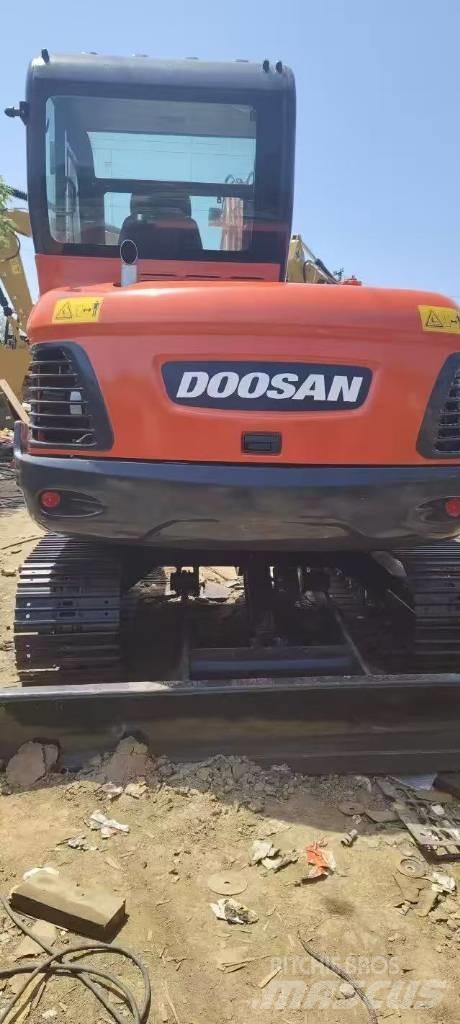 Doosan DX60 Mini rýpadla < 7t