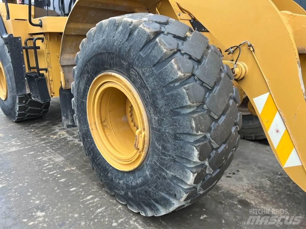 CAT 950H Kolové nakladače
