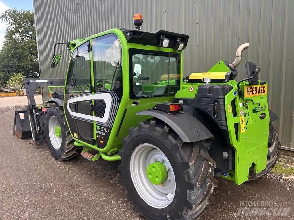 Merlo TF33.7 Teleskopické manipulátory