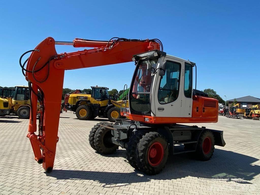 Liebherr A 900 C Kolová rýpadla