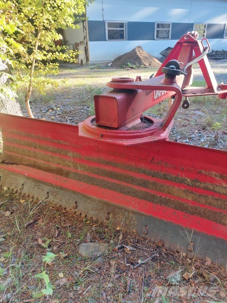 Vama 250 JH 1 Tažené radlice