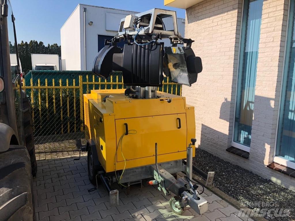 Atlas Copco QLTH40 Osvětlovací stožáry