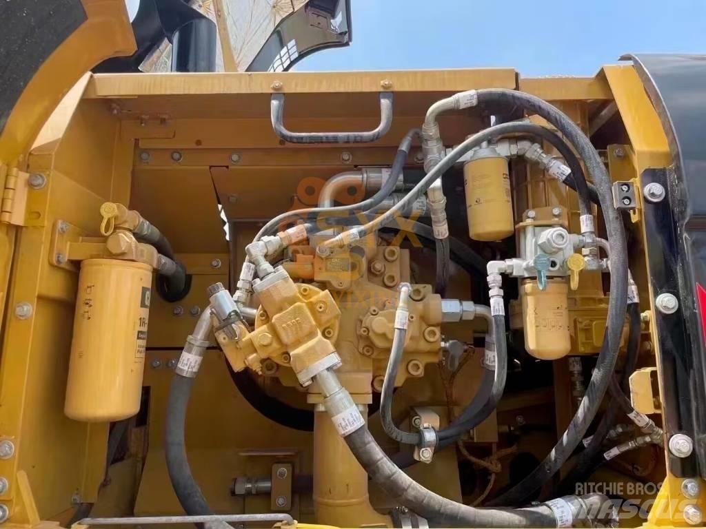 CAT 336 D Pásová rýpadla