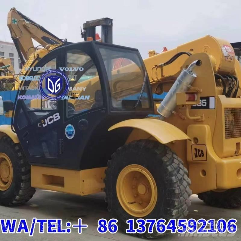 JCB 535 Teleskopické manipulátory