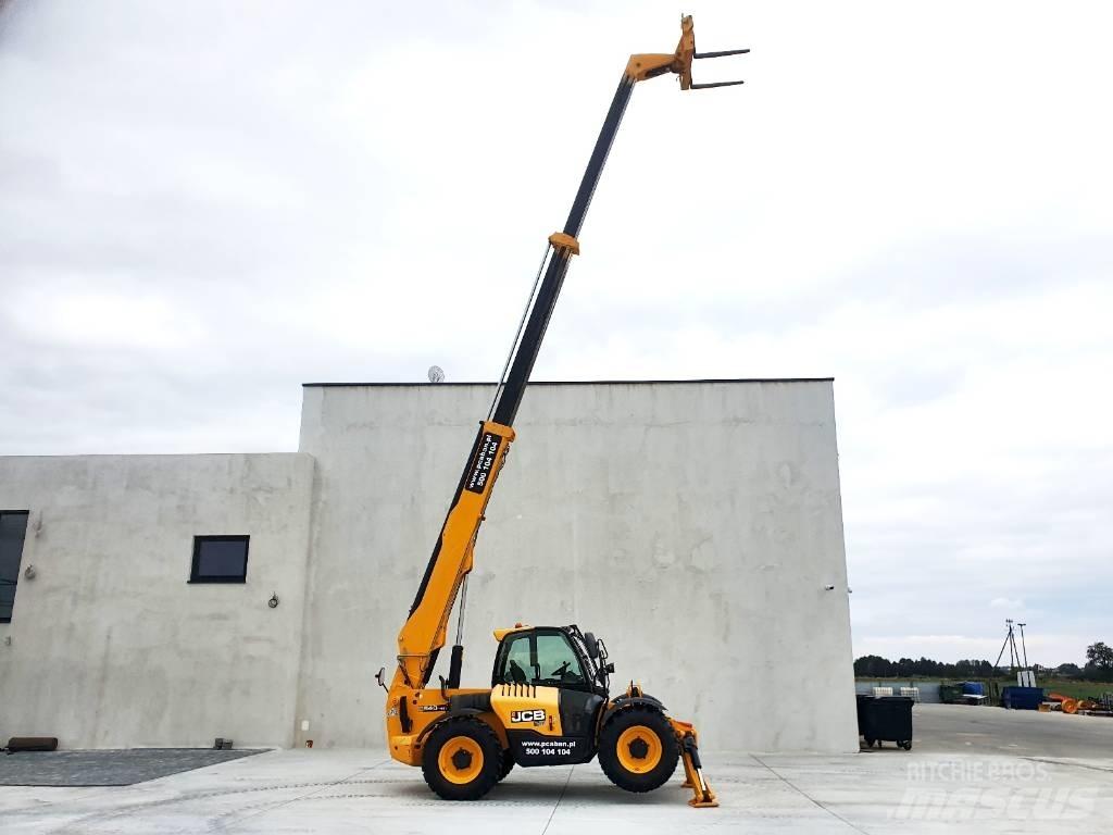 JCB 540-140     M329 Teleskopické kolové nakladače