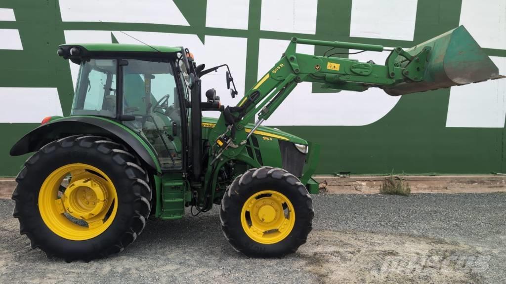 John Deere 5115R Traktory