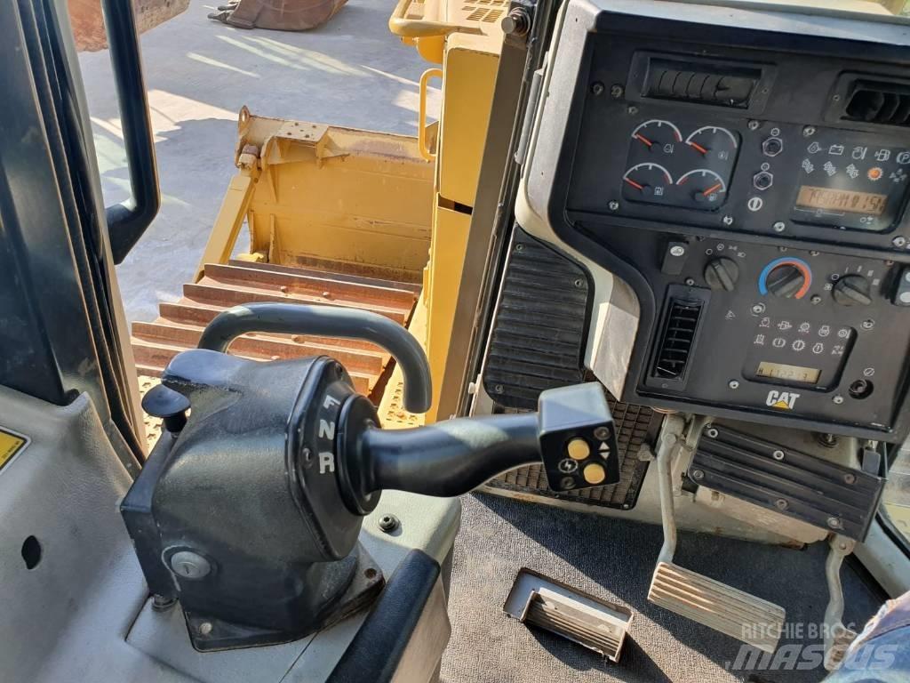 CAT D 6 T LGP Pásové dozery