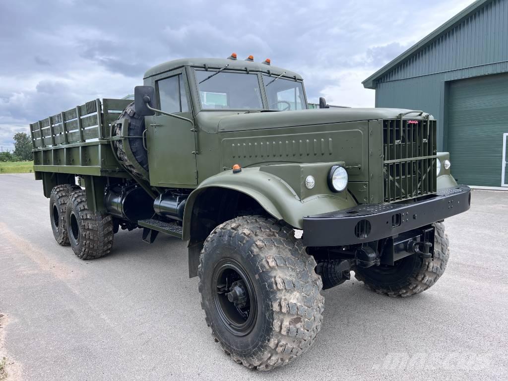 Kraz 255 B Valník s navijákem
