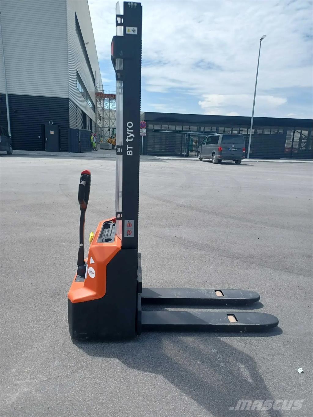 Toyota BT SHE100 Další zvedače a plošiny