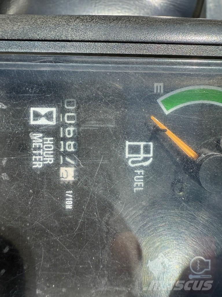 New Holland E 9 SR Mini rýpadla < 7t