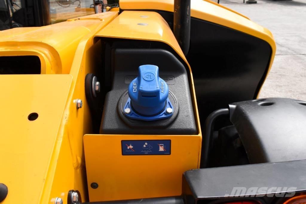 JCB 527-58 Agri Teleskopické nakladače pro zemědělství