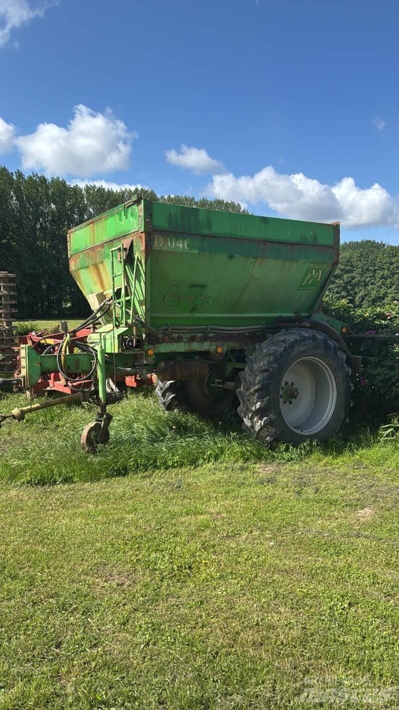  GÜSTROWER D 045 Rozmetadlo minerálních hnojiv