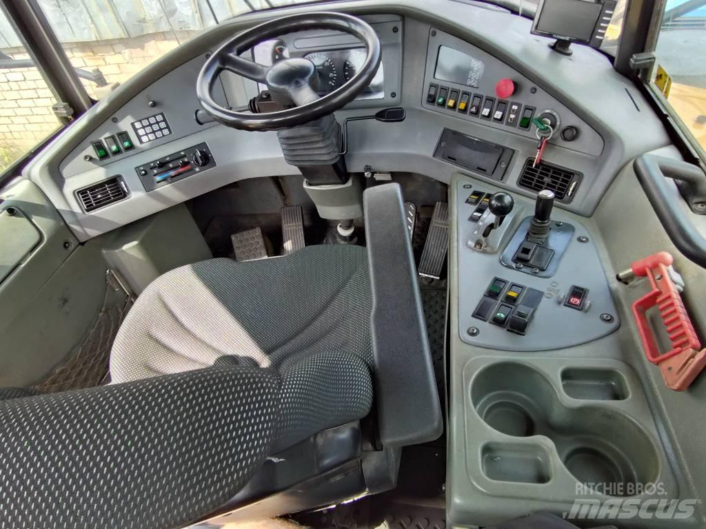Volvo A25D Kloubové dempry