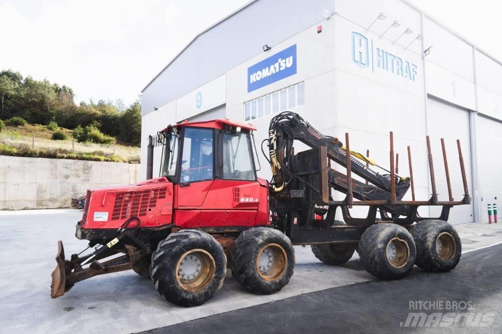 Komatsu 890.3 Vyvážecí traktory