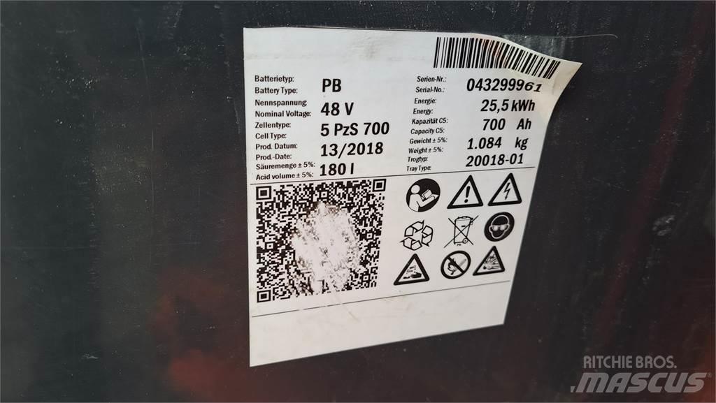 Linde E18PH-02 Akumulátorové vozíky