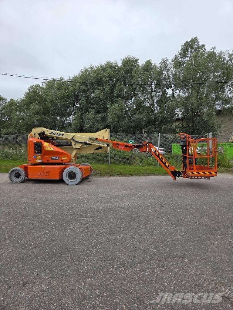 JLG E 400 AJPN Kloubové plošiny