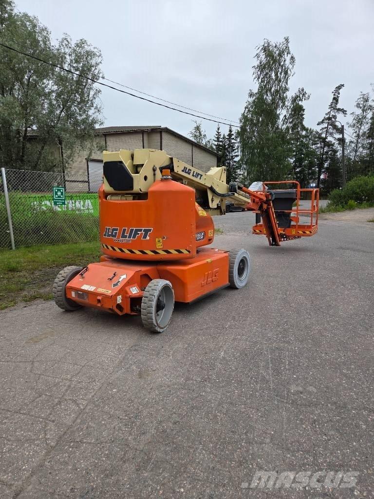 JLG E 400 AJPN Kloubové plošiny