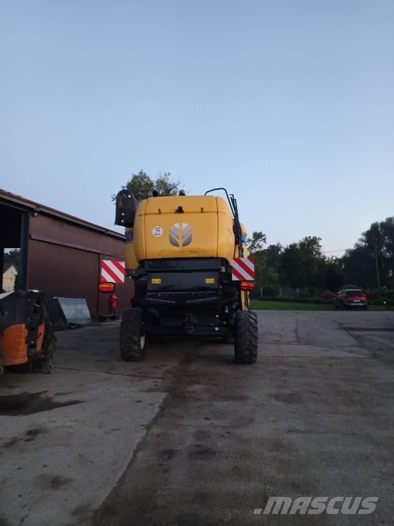 New Holland CX 5090 Sklízecí mlátičky
