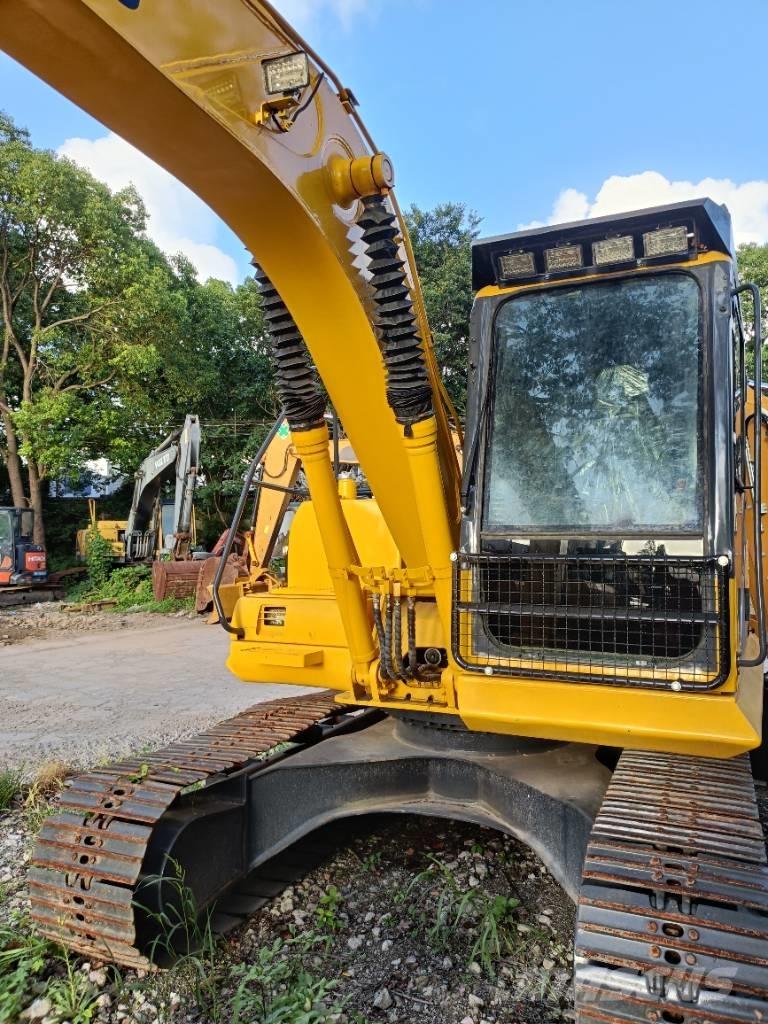 Komatsu PC 130-7 Pásová rýpadla