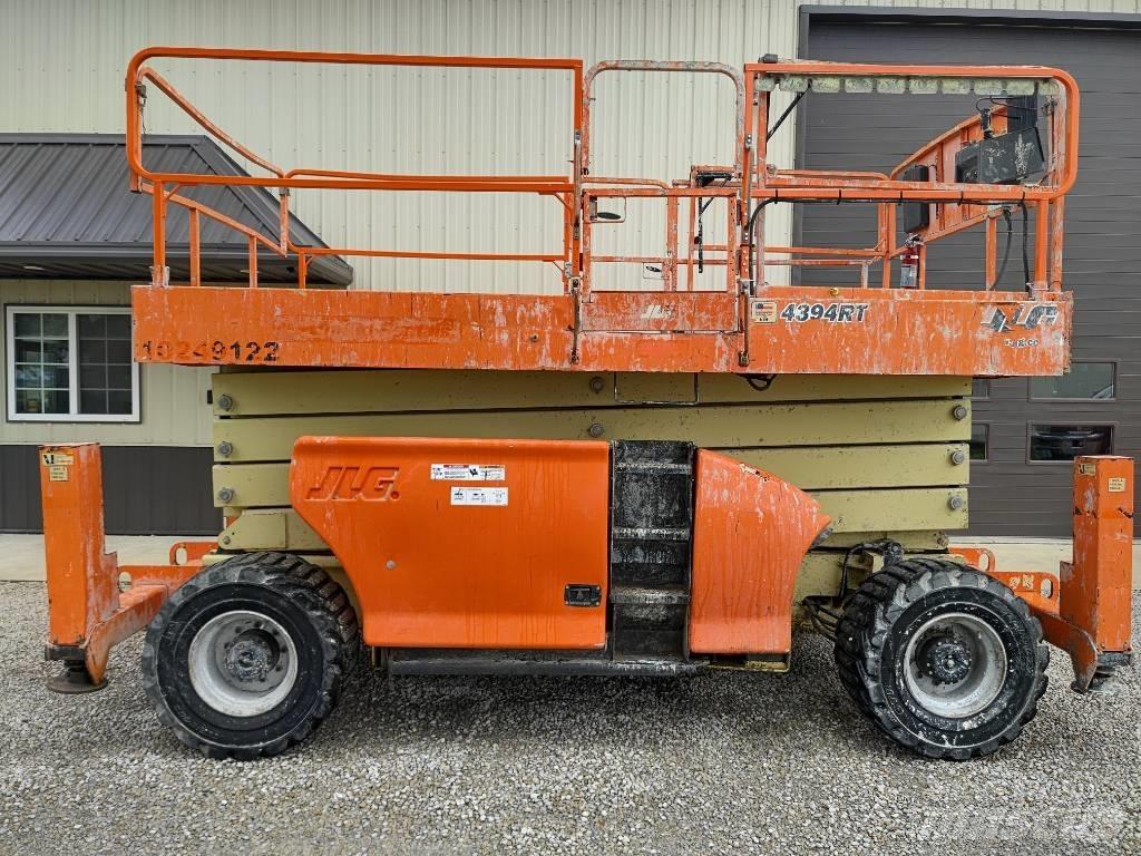 JLG 4394 RT Nůžková zvedací plošina
