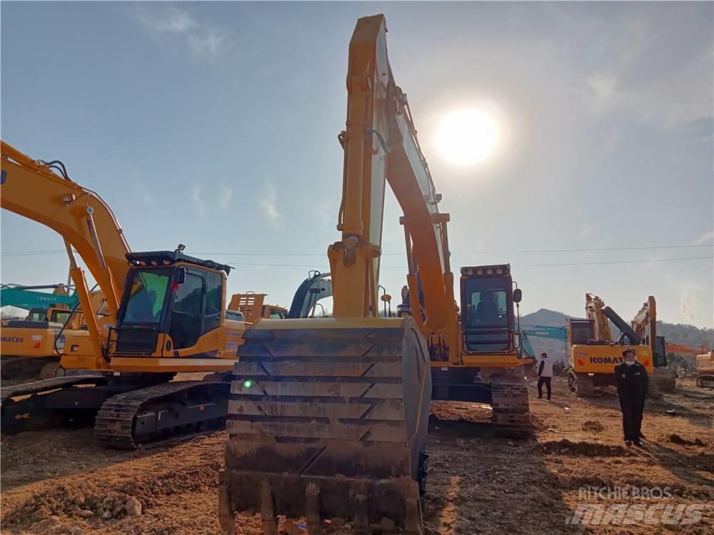Komatsu PC 350 Pásová rýpadla