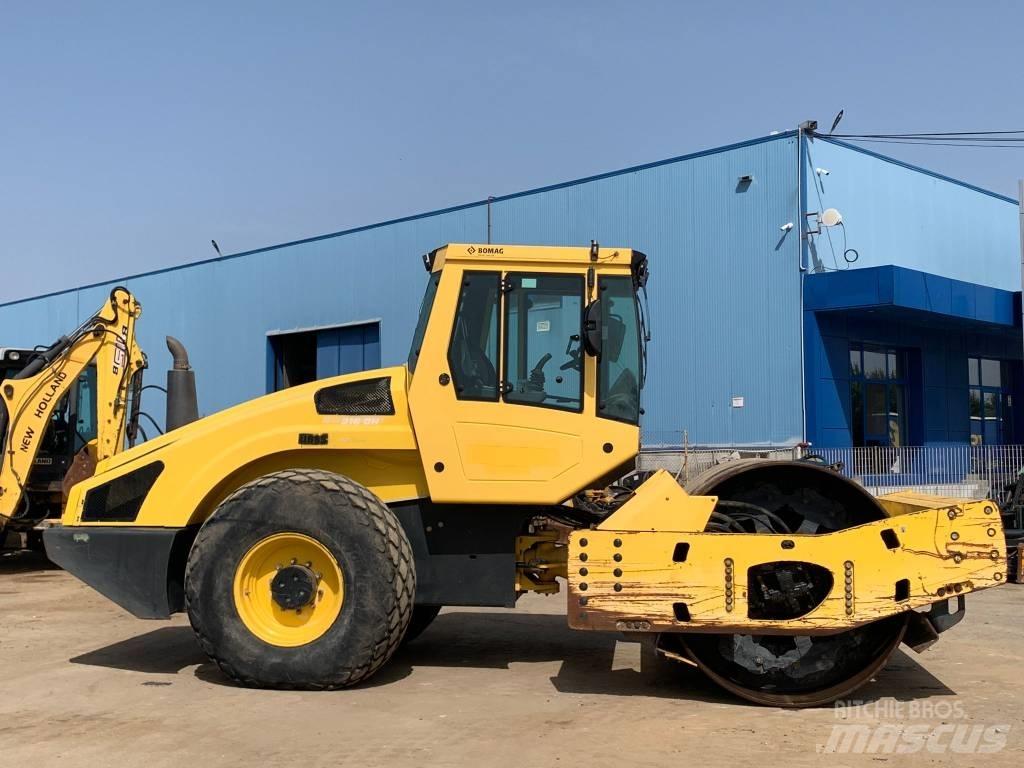 Bomag BW 219 D H-4 Tahačové válce