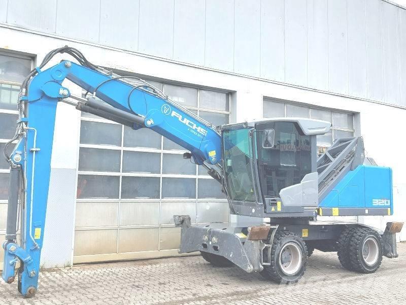 Fuchs MHL 320 F Stroje pro manipulaci s odpadem