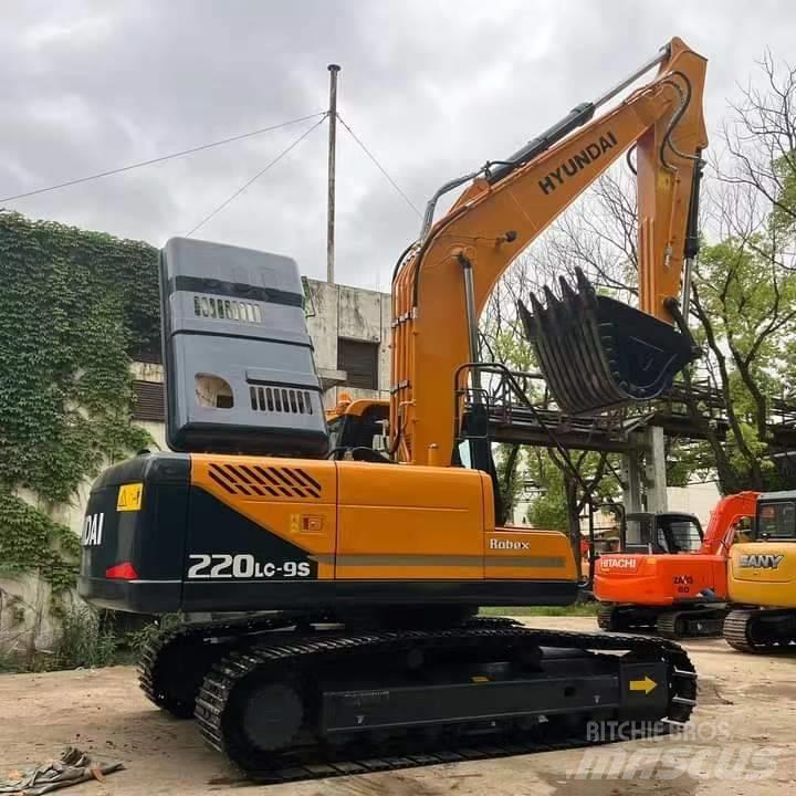 Hyundai R220LC-9S Pásová rýpadla