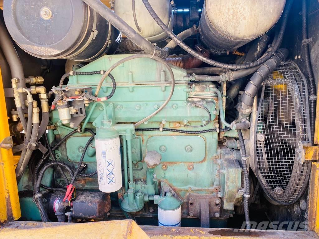 Volvo L 120 C Kolové nakladače