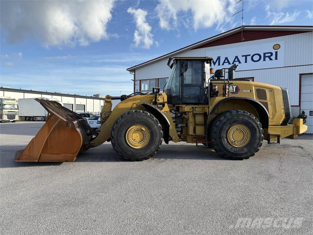 CAT 980M Kolové nakladače