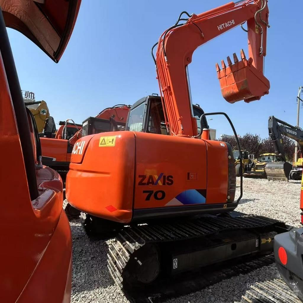 Hitachi ZX 70 Pásová rýpadla