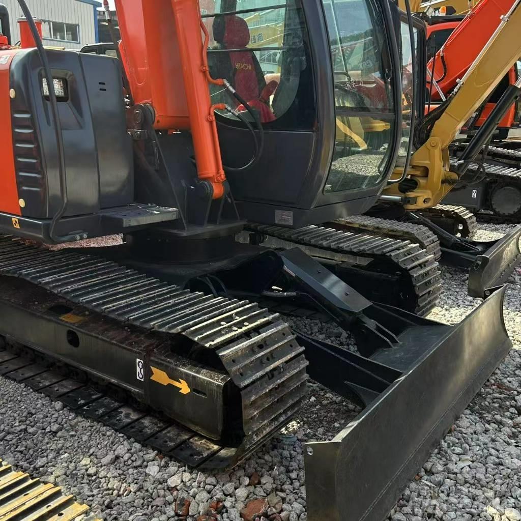Hitachi ZX 70 Pásová rýpadla