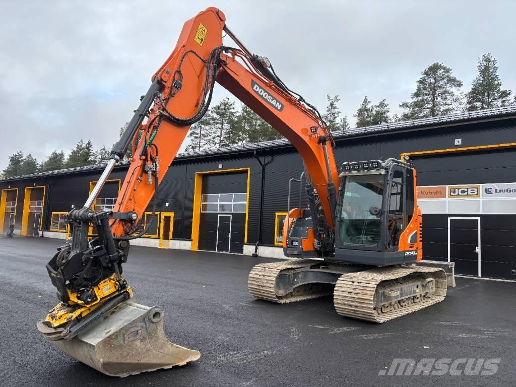 Doosan DX 140 LCR Pásová rýpadla