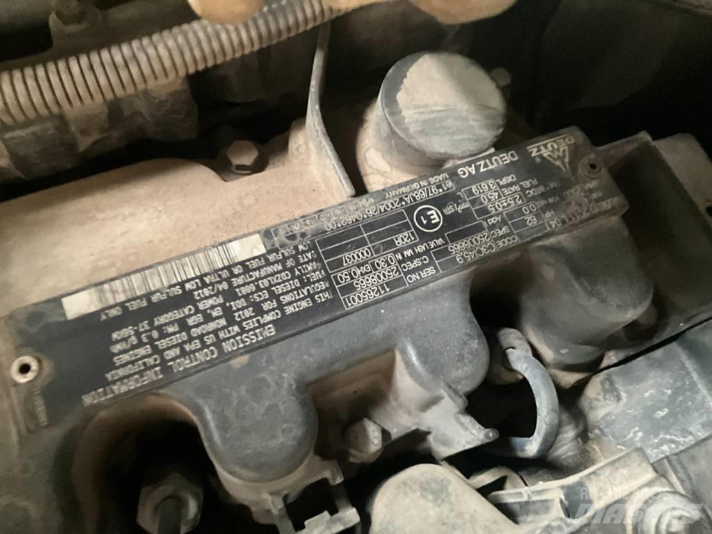 JCB 406 B Kolové nakladače