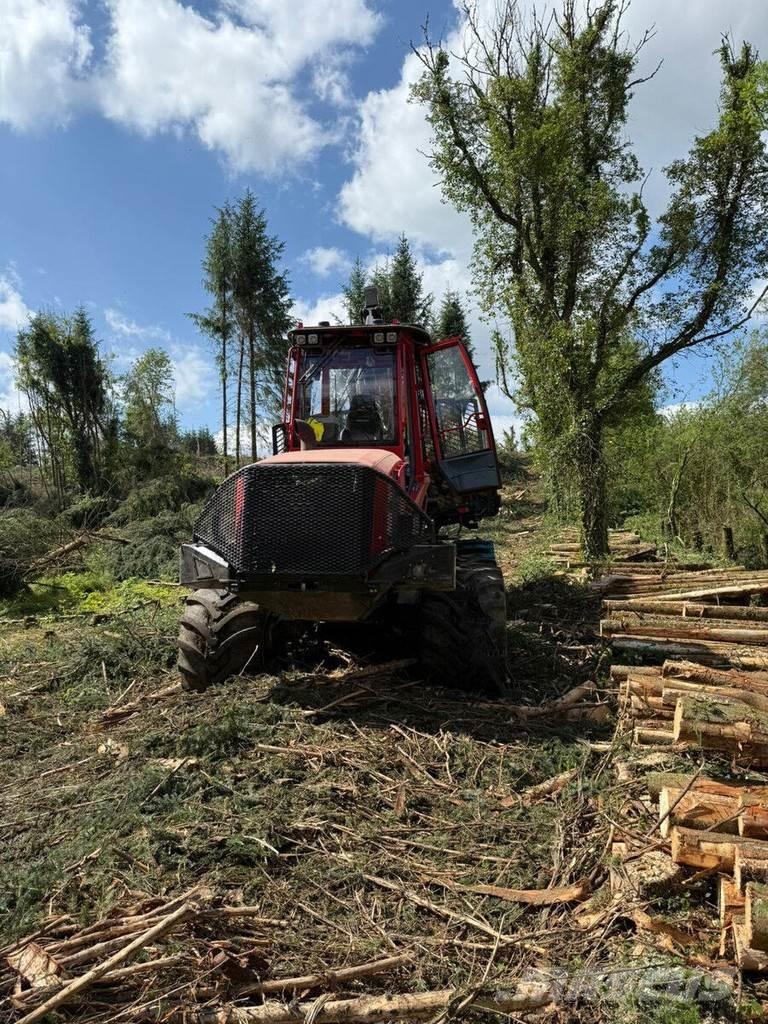 Komatsu 875 Vyvážecí traktory