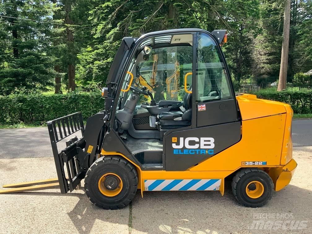 JCB TLT 35-22 E Teleskopické manipulátory