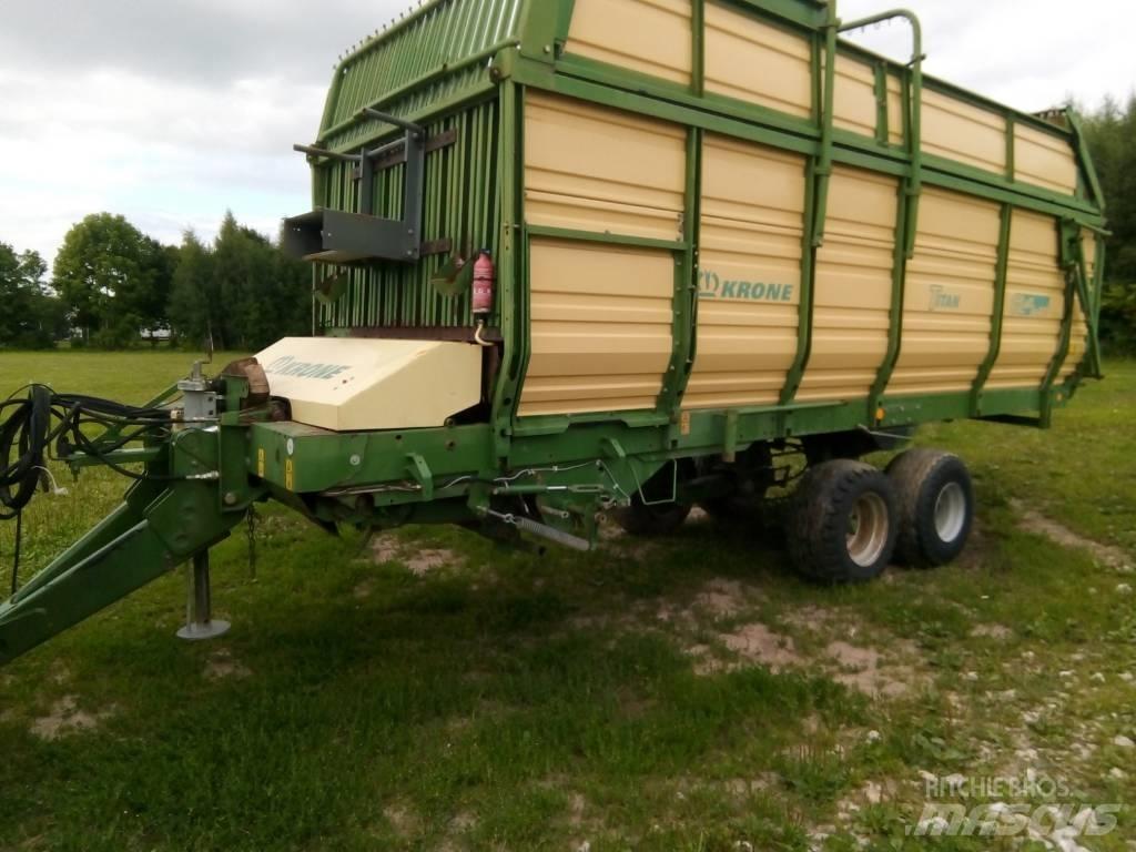 Krone Titan 6/48 Samosběrné vozy