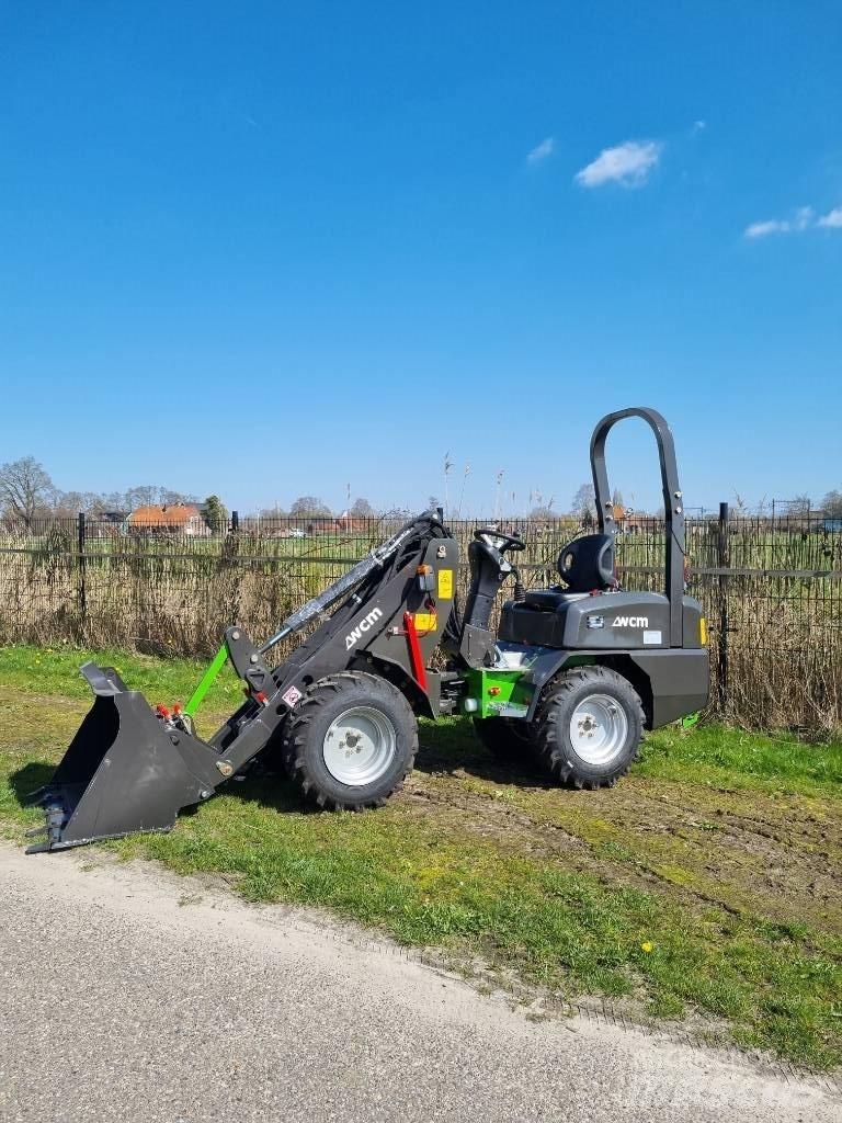 WCM L2 Kolové nakladače