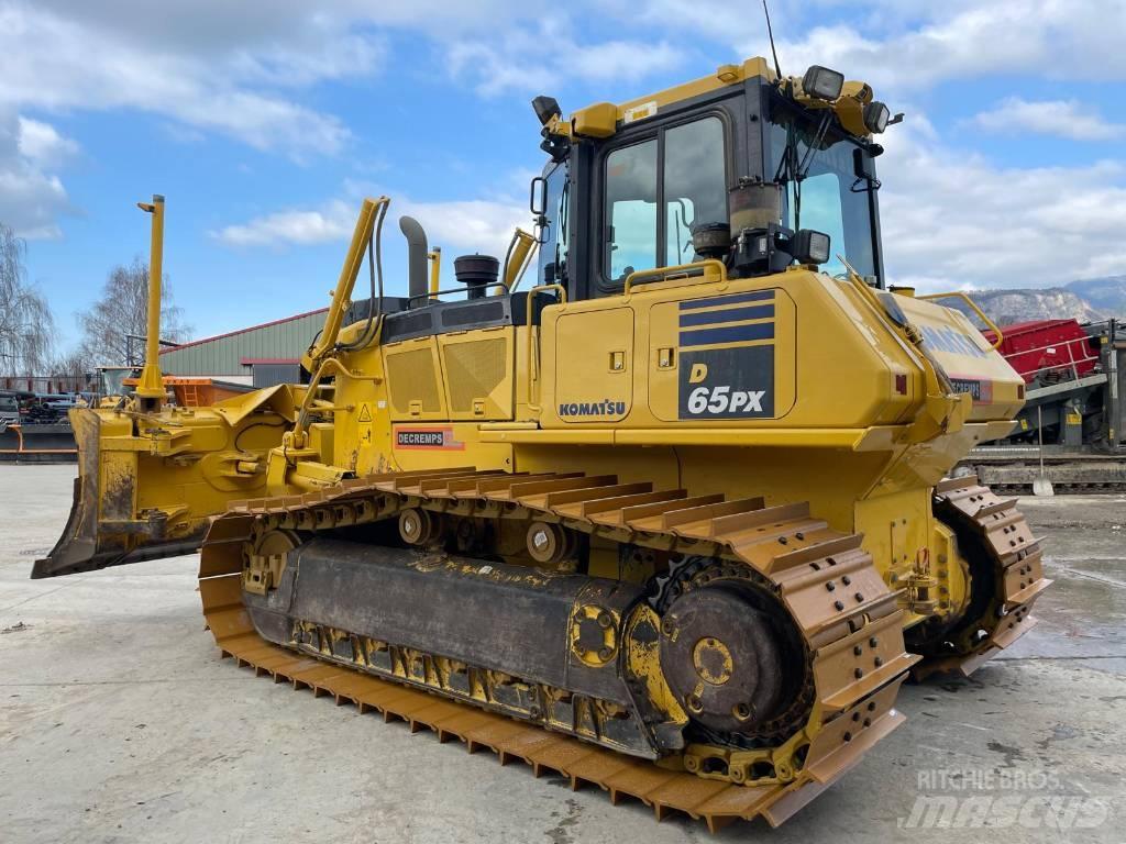 Komatsu D65PX-18 Pásové dozery