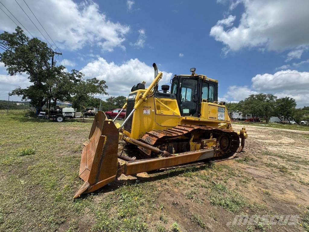 Komatsu D65WX-17 Pásové dozery