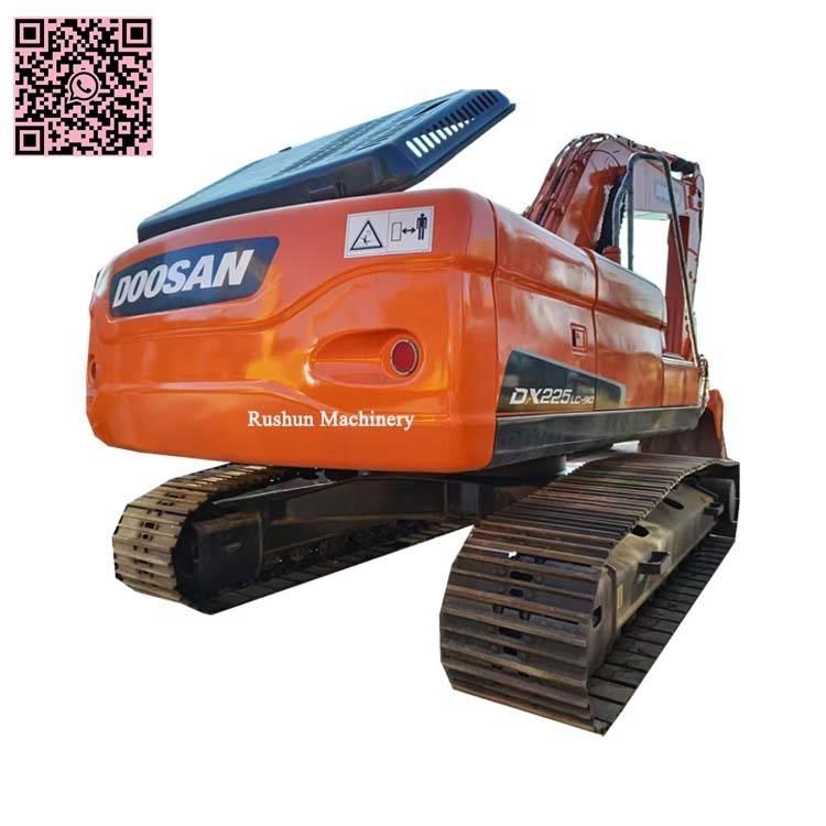 Doosan DX 225 LC Pásová rýpadla