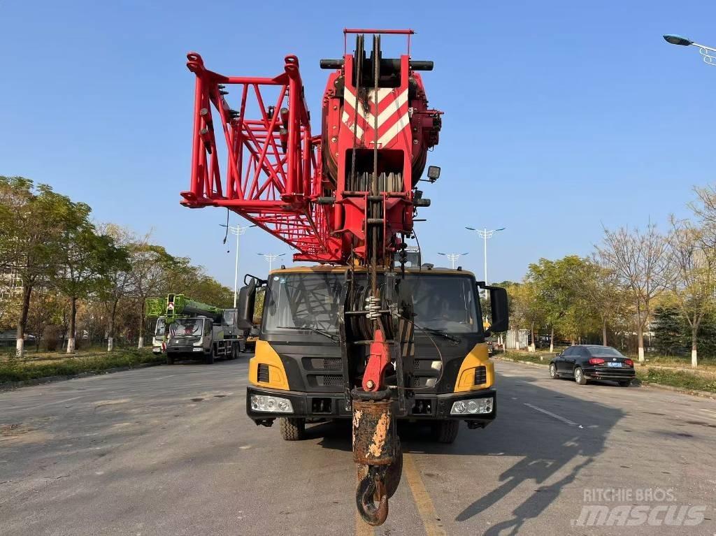 Sany STC750T5-1 Univerzální terénní jeřáby