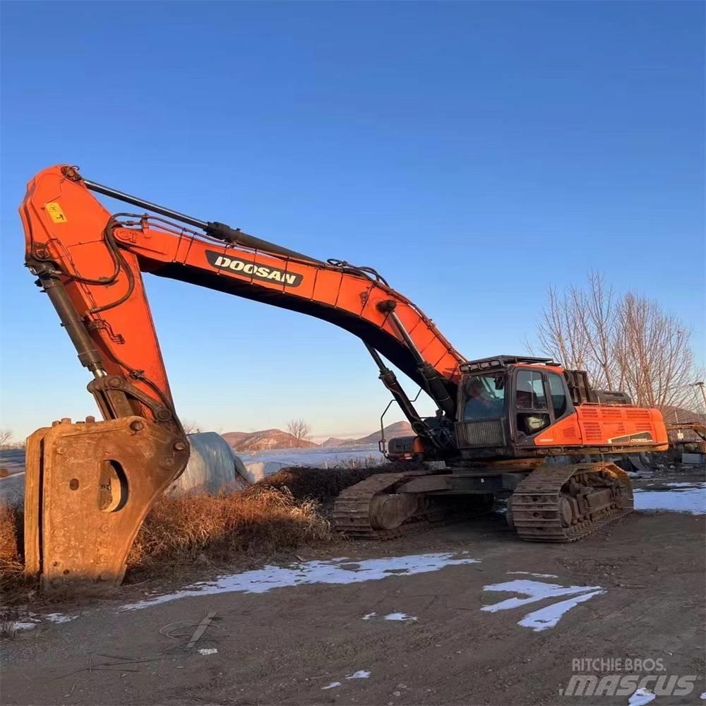 Doosan DX150LC-9C Pásová rýpadla