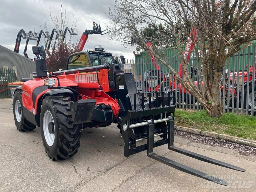 Manitou MT1033 Easy Teleskopické manipulátory